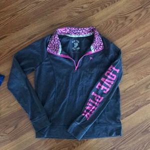 VS fitted pull over
